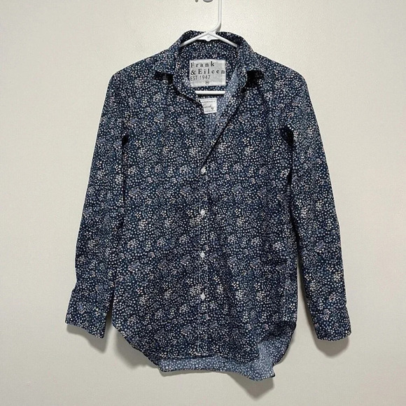 Frank & Eileen Frank Blue Floral Classic Button Up Shirt Size XS - Picture 1 of 6